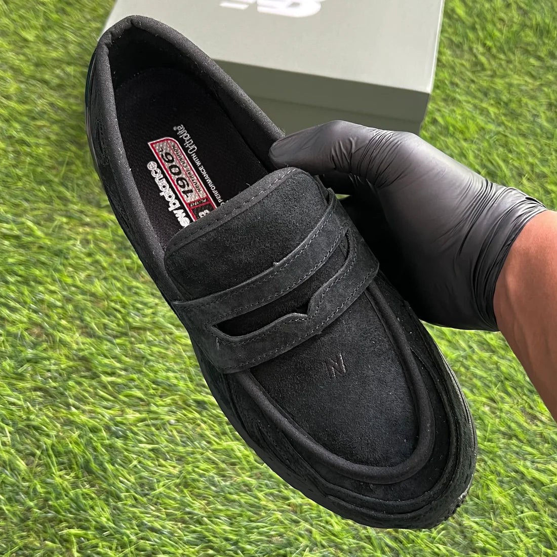 New Balance 1906L “Black Suede”