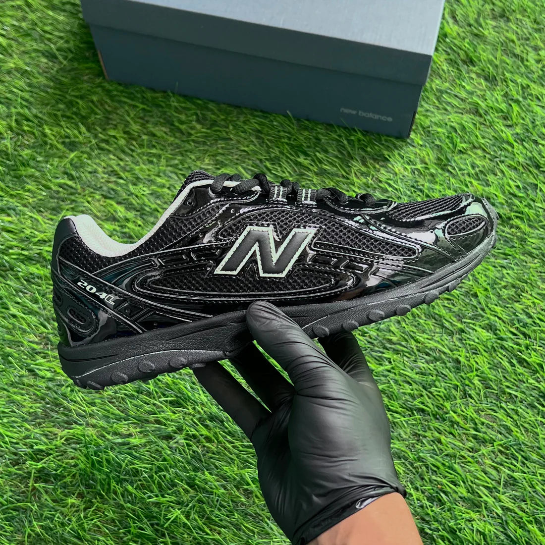New Balance 204L “Black Timberwolf”