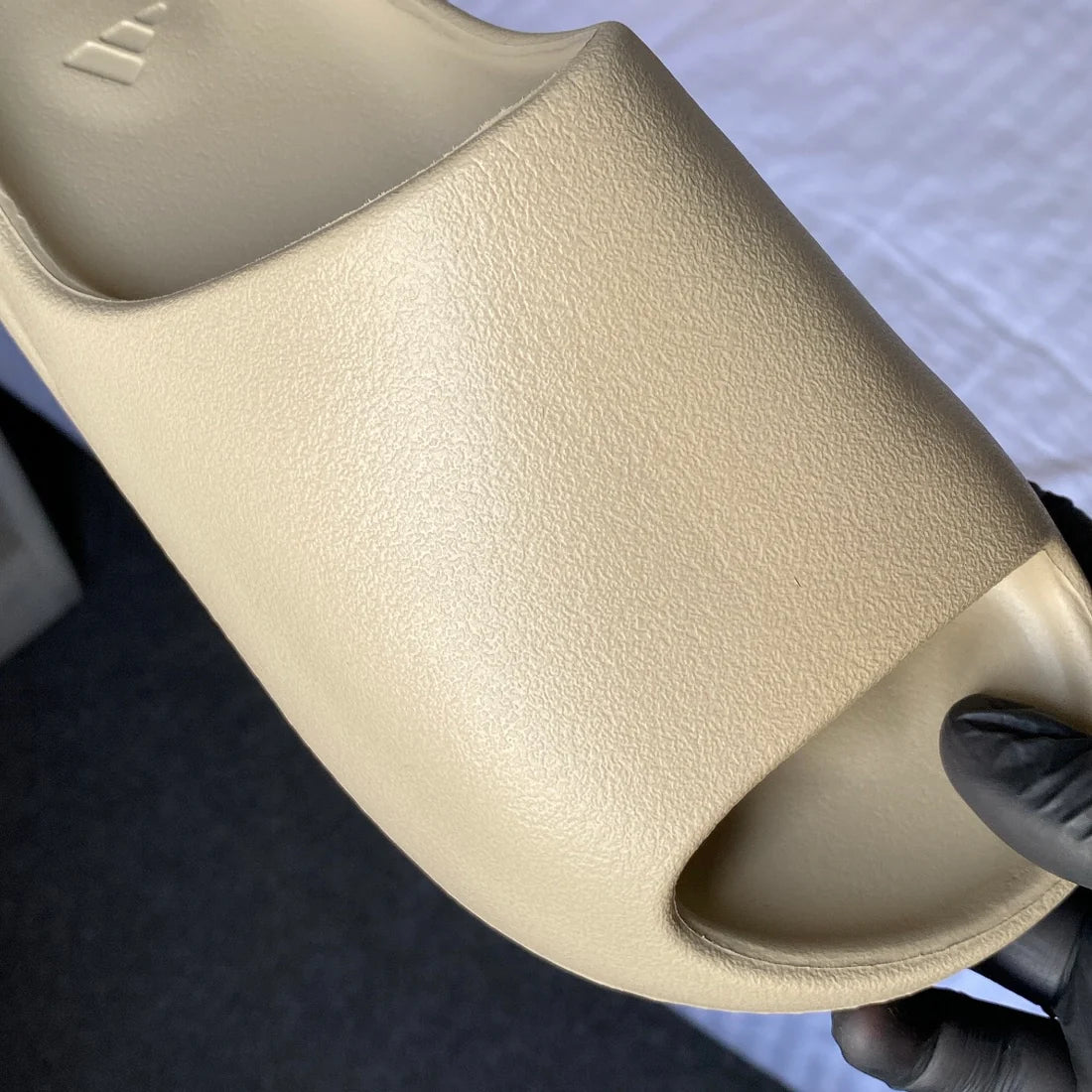 Yeezy Slides ‘Pure’ 2021 Re-Release