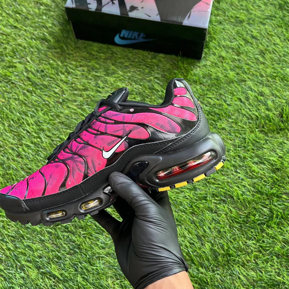 Nike Air Max Plus “25th anniversary”