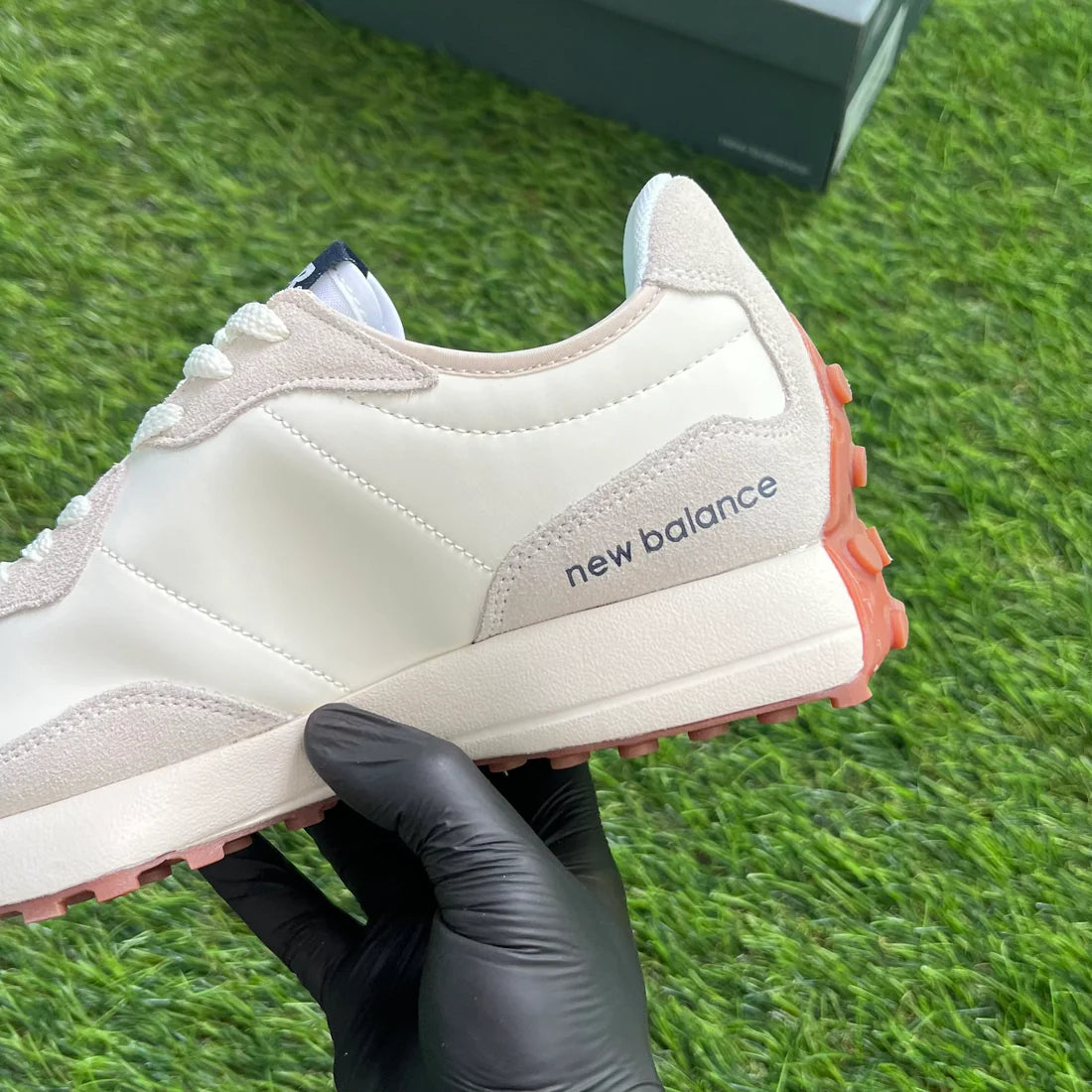 New Balance 327 Moonbeam “Blue”