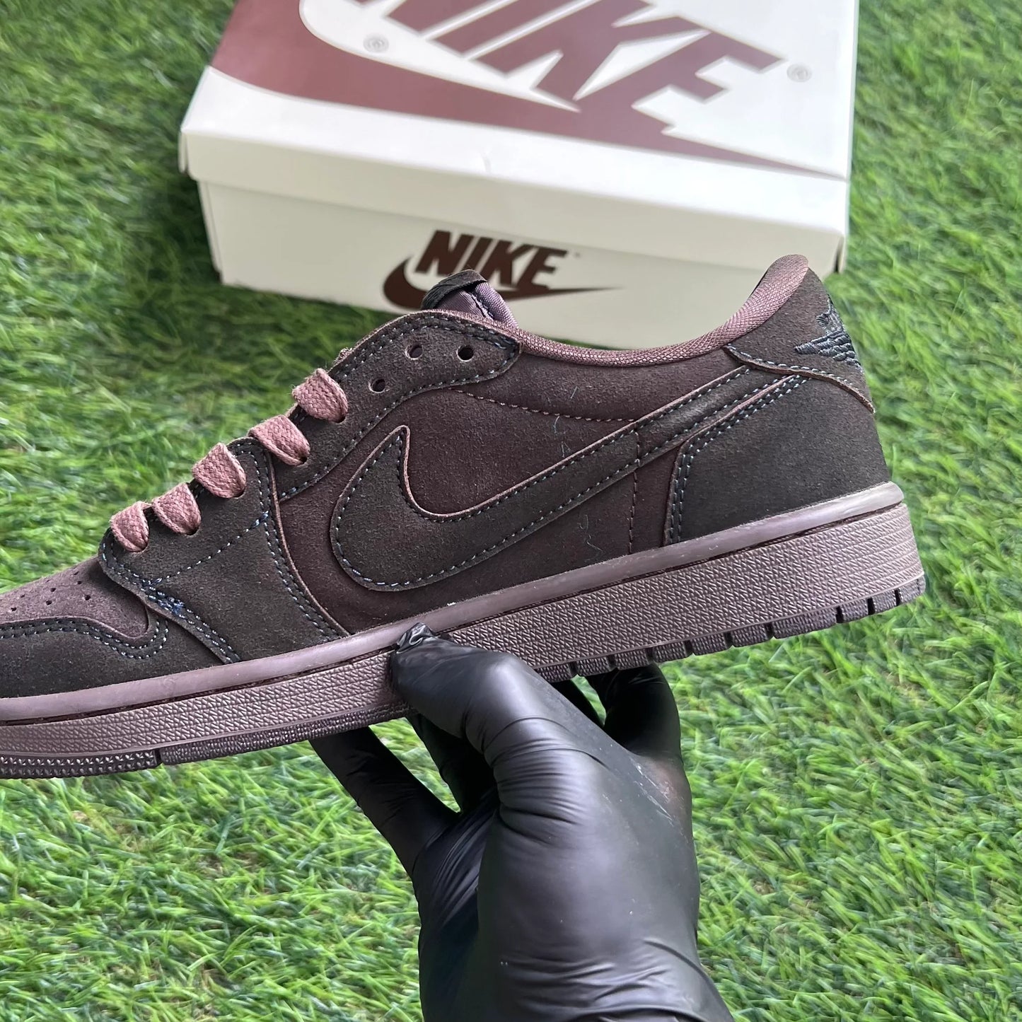 Jordan x Travis Scott Air Jordan 1 Low OG "Velvet Brown"