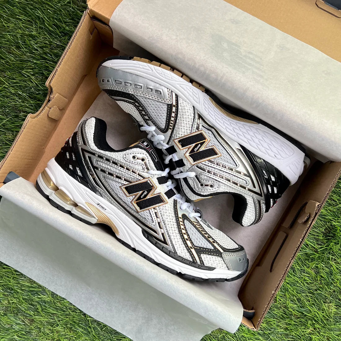 New Balance 1906R "Protection Pack - White Gold"