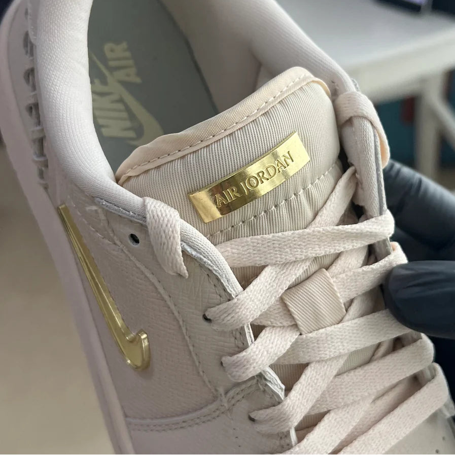 Jordan 1 Low Method of Make “Legend Light Brown”