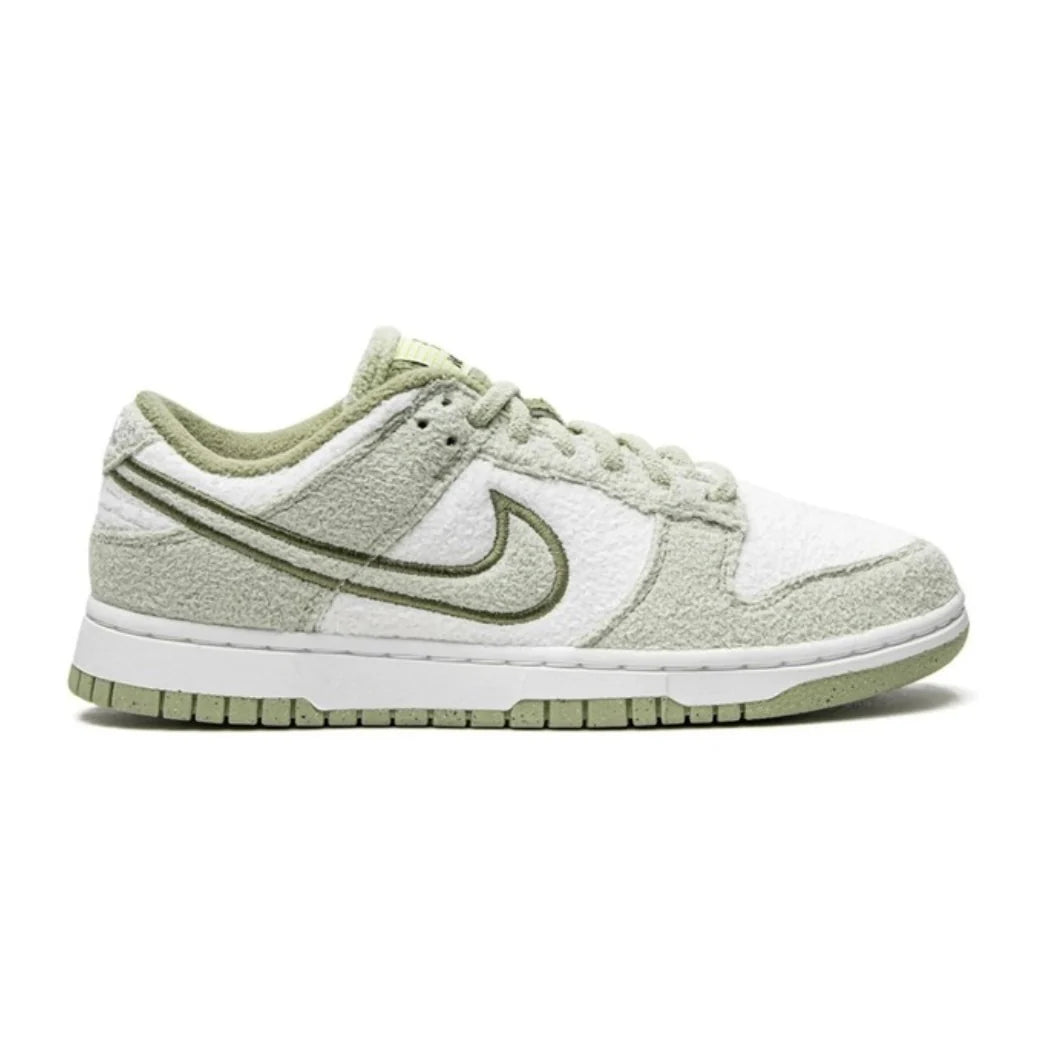 Nike Dunk Low SE "Fleece Pack - Honeydew"