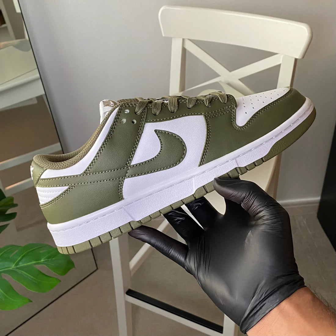 Nike SB Dunk Low “Medium Olive“