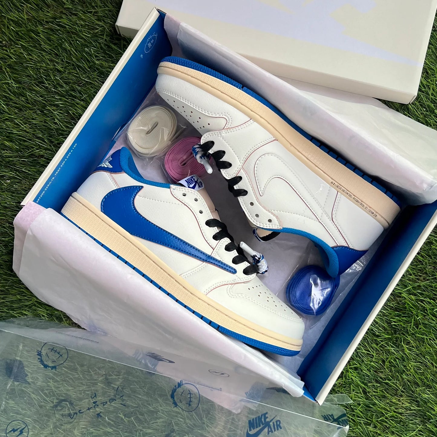 Air Jordan 1 Low x Travis Scott x Fragment “Sail Military Blue”
