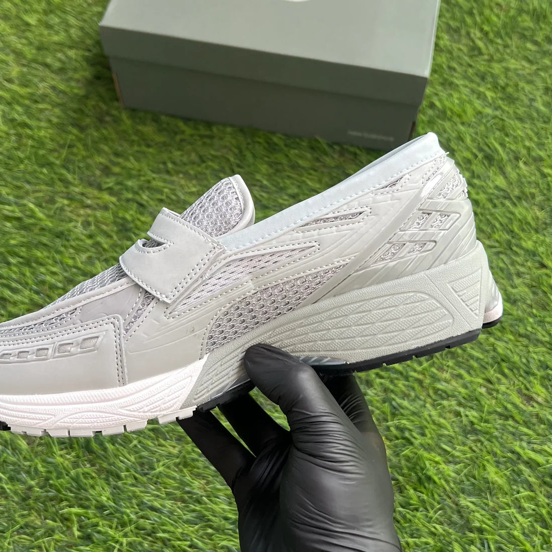 New Balance 1906L “Silver”