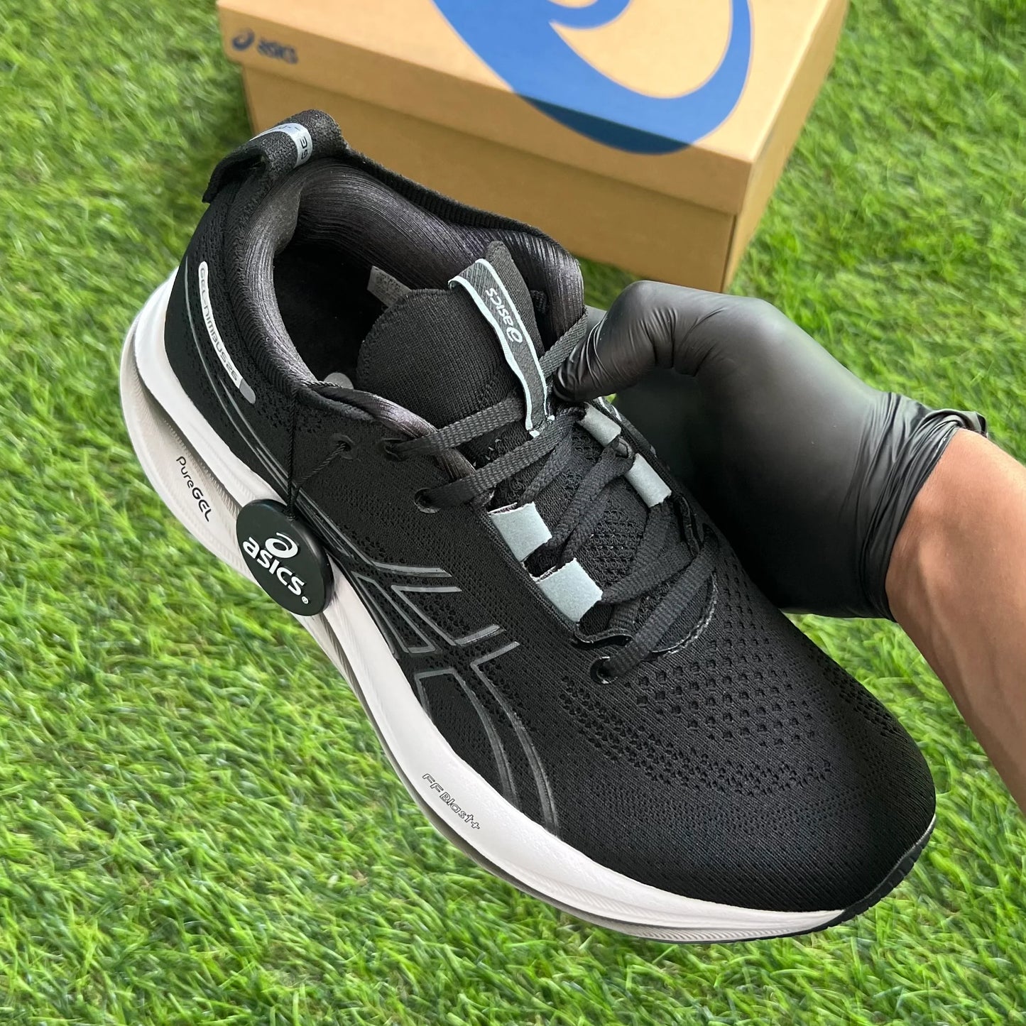 ASICS Gel-Nimbus 26 “Black/White”