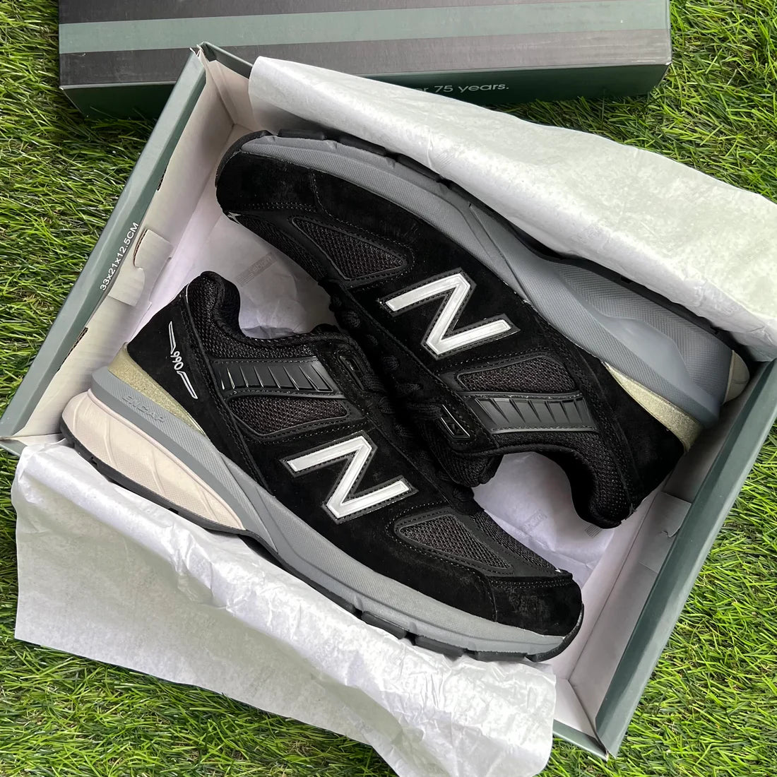 New Balance 990v5 “Black”
